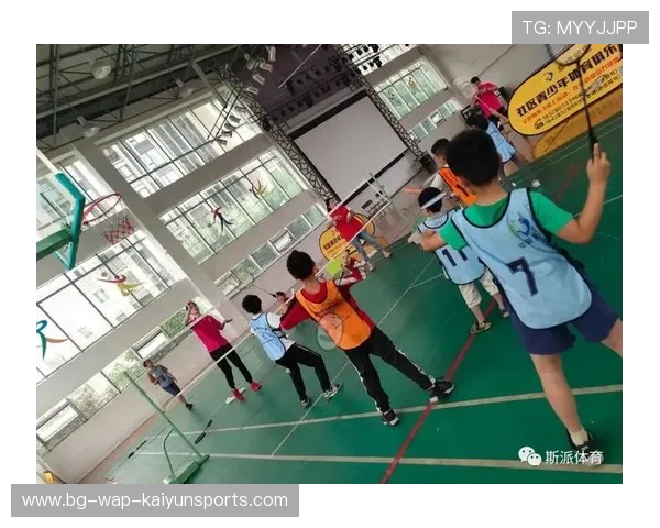 俱乐部举办青少年技艺交流活动吸引多方参与（105 ）