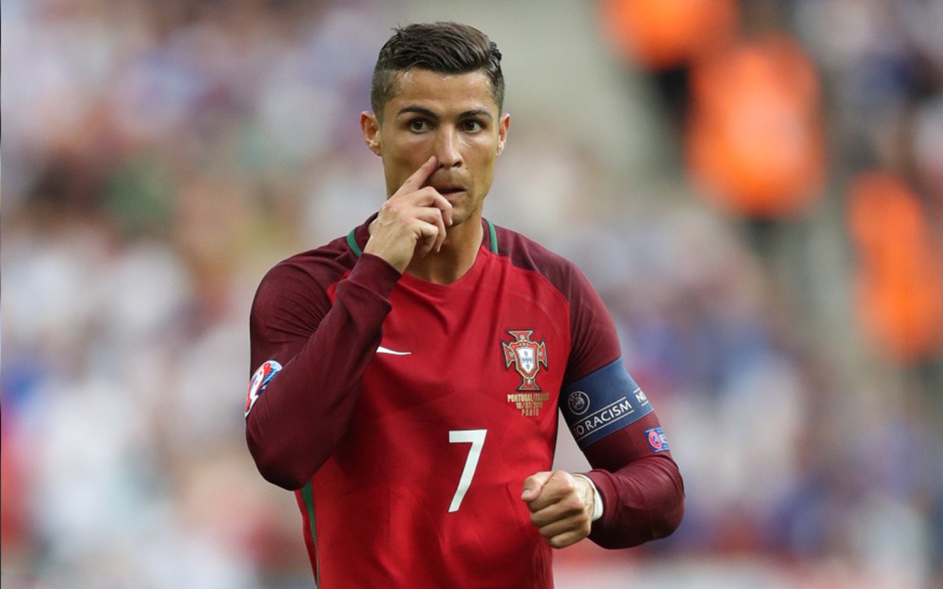 新闻中心揭晓年度创新奖项，创新成果获奖新闻